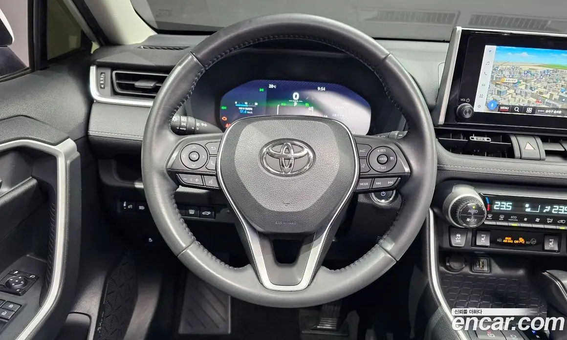 Toyota RAV4 2023 2.5 автомат (гидро), фото 13