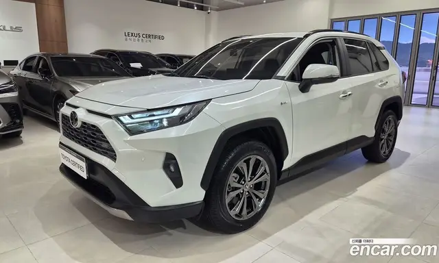 Toyota RAV4, 2025, 3 188 км