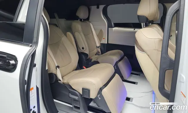 Toyota Sienna 2023 2.5 автомат (гидро), миниатюра 11