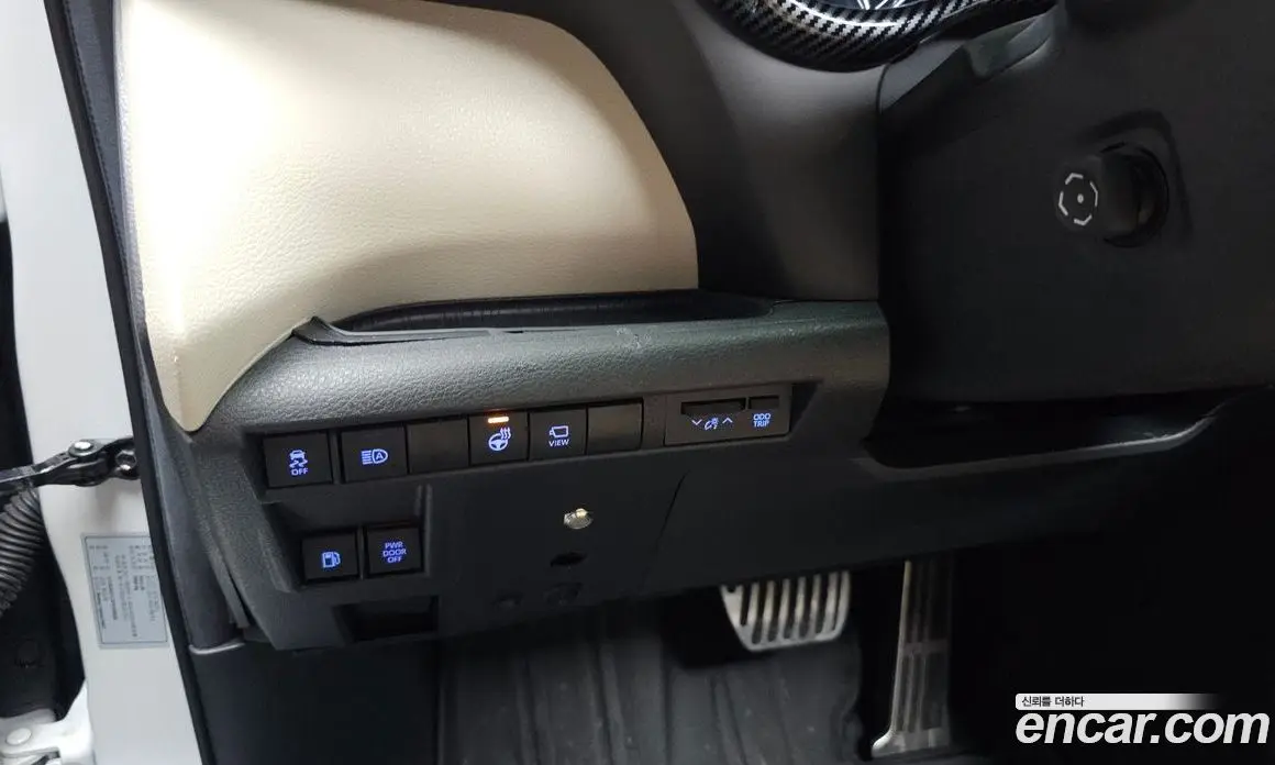 Toyota Sienna 2023 2.5 автомат (гидро), фото 16