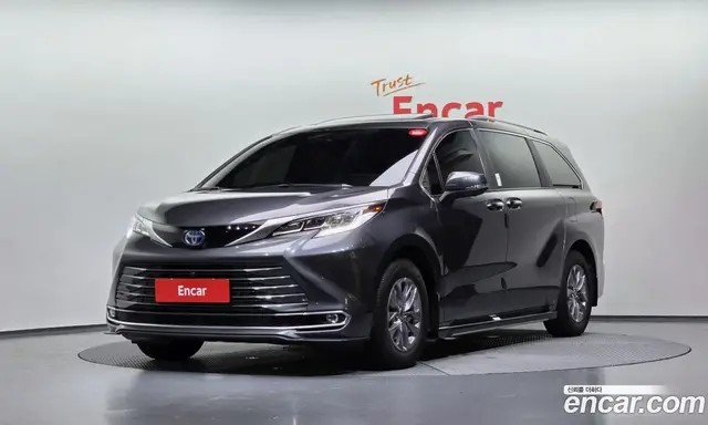 Toyota Sienna, 2025, 12 557 км