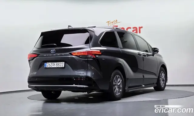 Toyota Sienna 2025 2.5 автомат (гидро), миниатюра 2