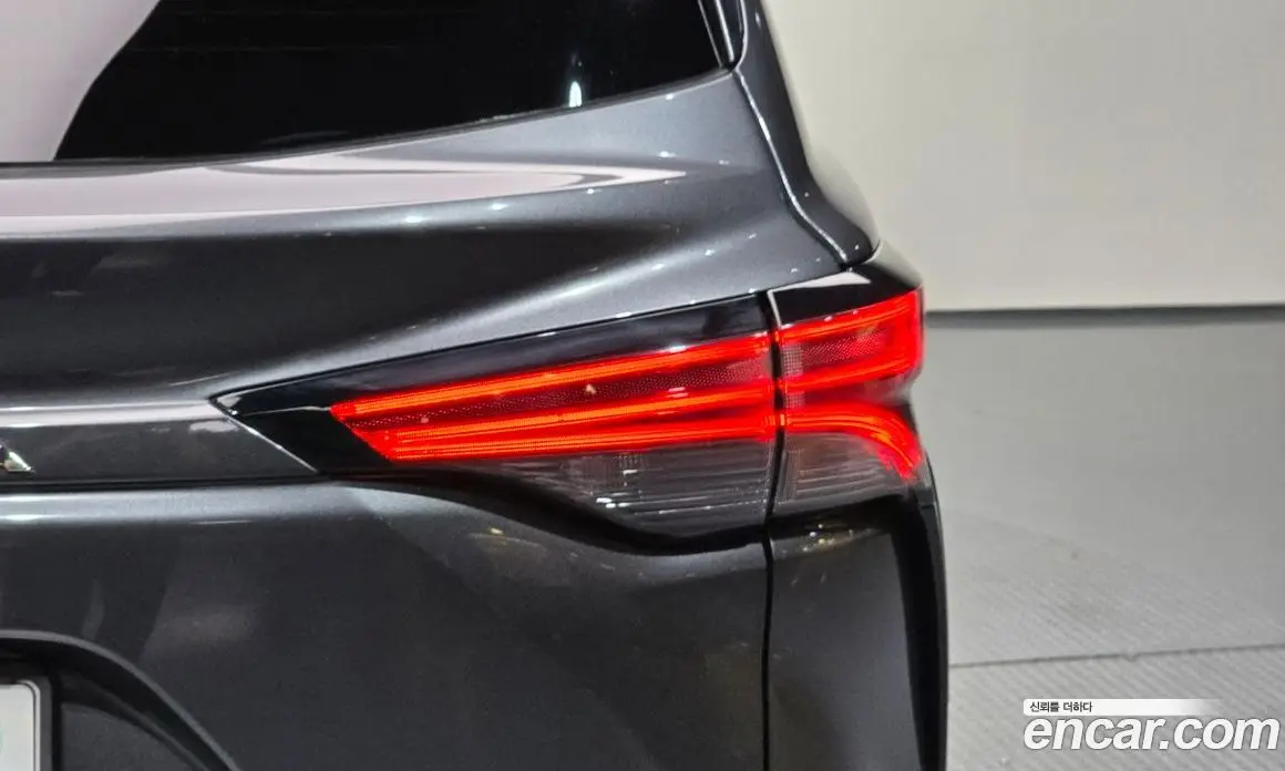 Toyota Sienna 2025 2.5 автомат (гидро), фото 9