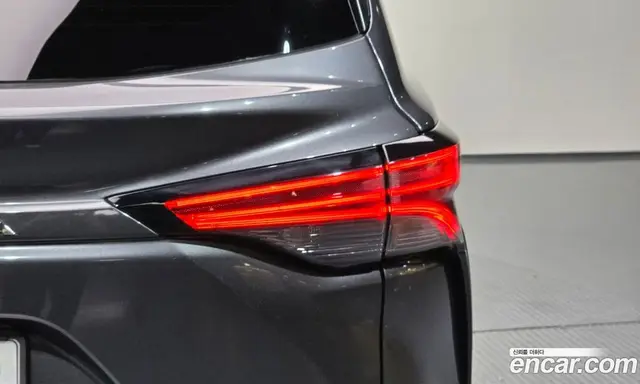 Toyota Sienna 2025 2.5 автомат (гидро), миниатюра 9