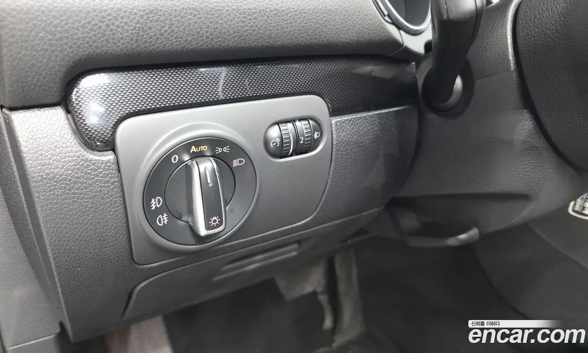 Volkswagen Golf 2010 2.0 автомат (гидро), фото 14