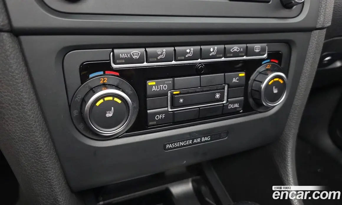 Volkswagen Golf 2010 2.0 автомат (гидро), фото 17