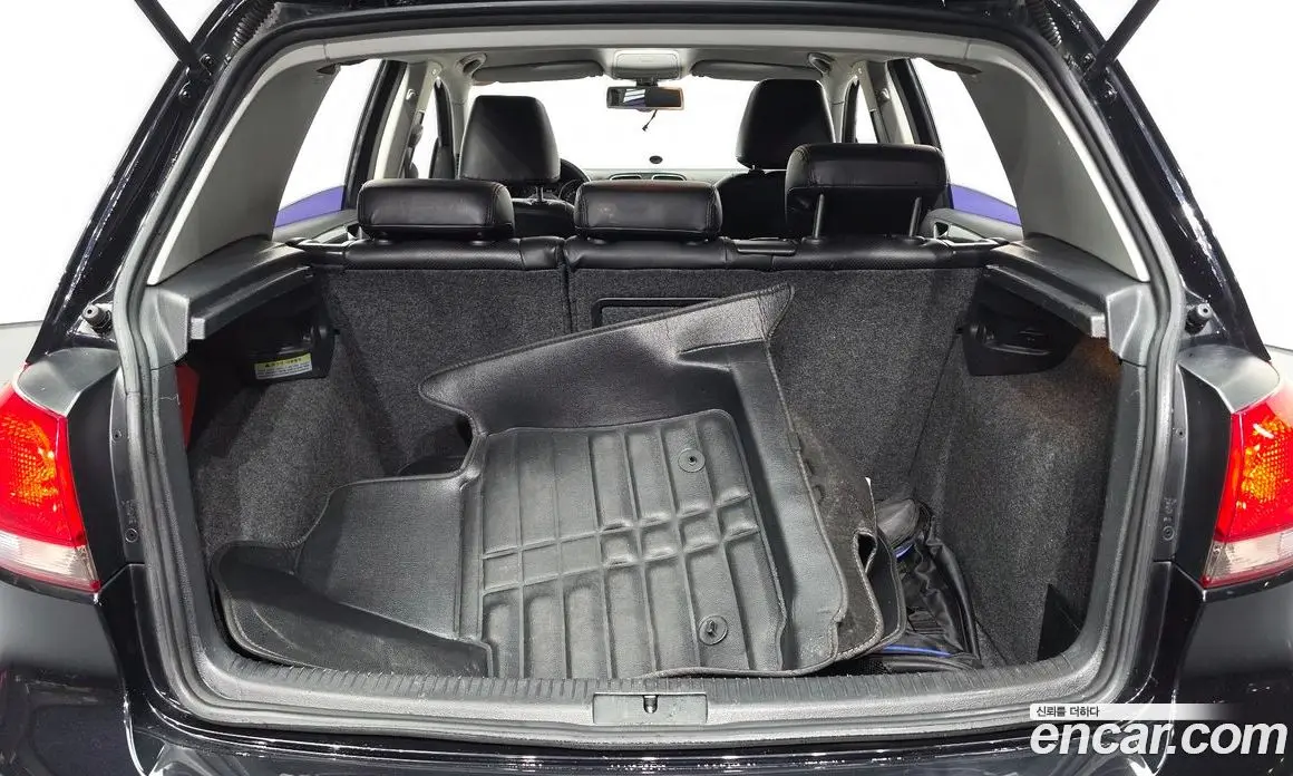 Volkswagen Golf 2010 2.0 автомат (гидро), фото 20