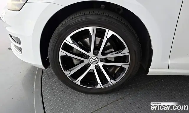 Volkswagen Golf 2015 2.0 автомат (гидро), миниатюра 5 Volkswagen Golf 2015 2.0 автомат (гидро), миниатюра 5