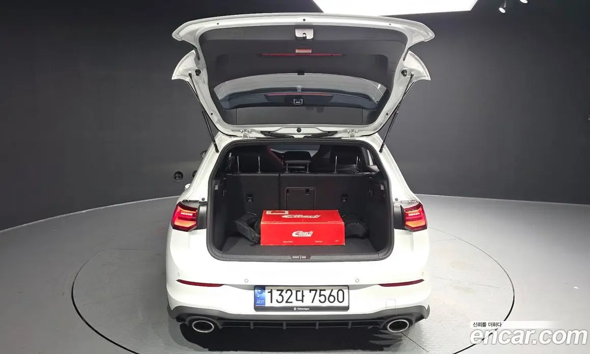 Volkswagen Golf 2024 2.0 автомат (гидро), фото 25