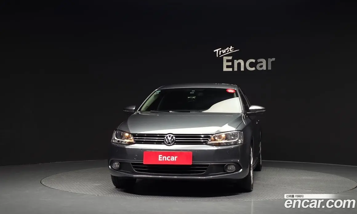 Volkswagen Jetta 2014 1.6 автомат (гидро), фото 3