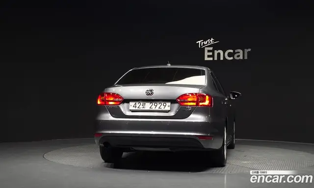 Volkswagen Jetta 2014 1.6 автомат (гидро), миниатюра 4