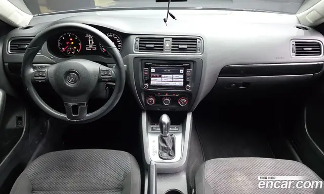 Volkswagen Jetta 2014 1.6 автомат (гидро), миниатюра 7