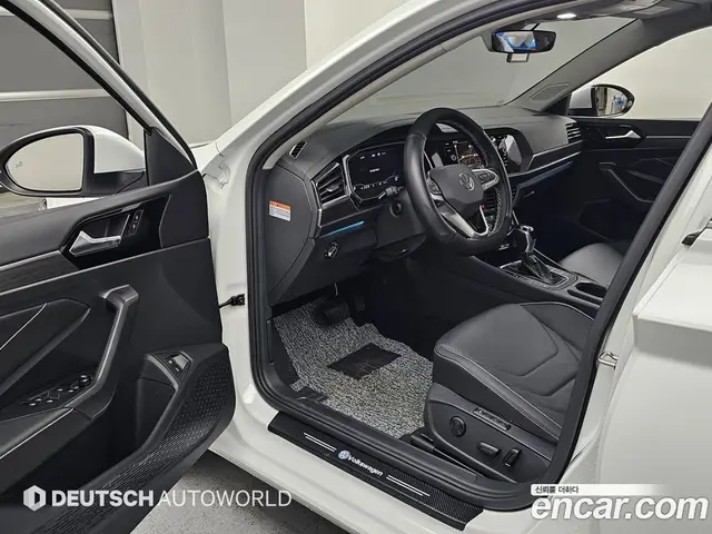 Volkswagen Jetta 2024 1.5 автомат (гидро), миниатюра 11
