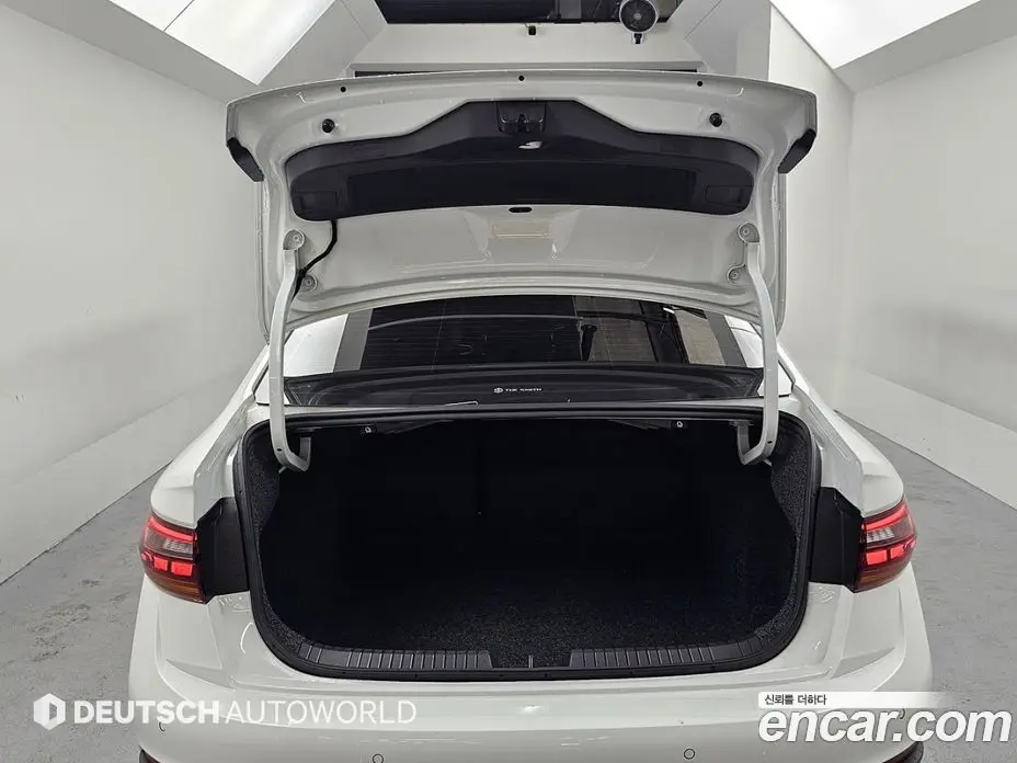 Volkswagen Jetta 2024 1.5 автомат (гидро), фото 19