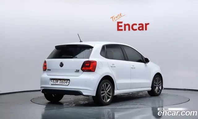 Volkswagen Polo 2015 1.4 автомат (гидро), миниатюра 2