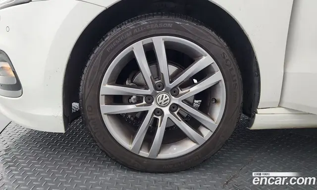 Volkswagen Polo 2015 1.4 автомат (гидро), миниатюра 5
