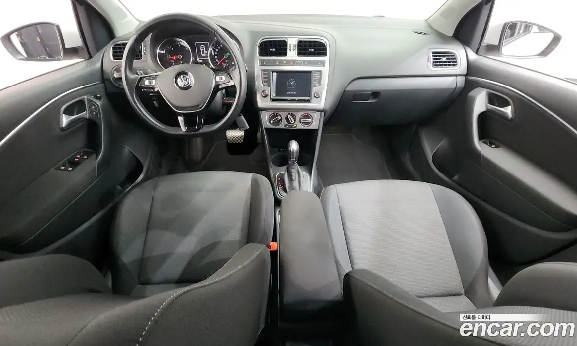 Volkswagen Polo 2015 1.4 автомат (гидро), фото 7