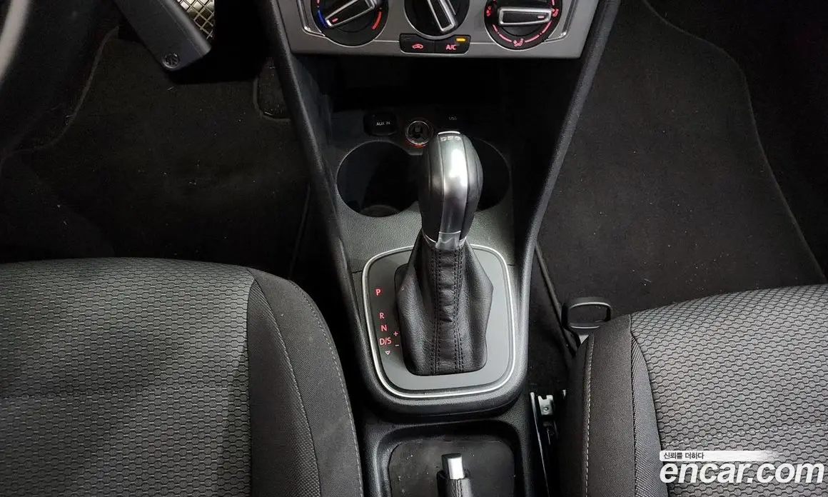 Volkswagen Polo 2015 1.4 автомат (гидро), фото 9