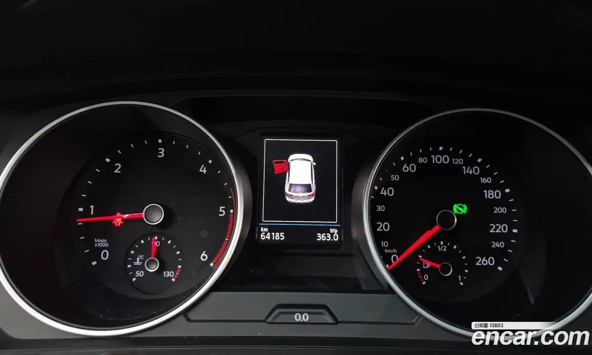 Volkswagen Tiguan 2018 2.0 автомат (гидро), фото 11