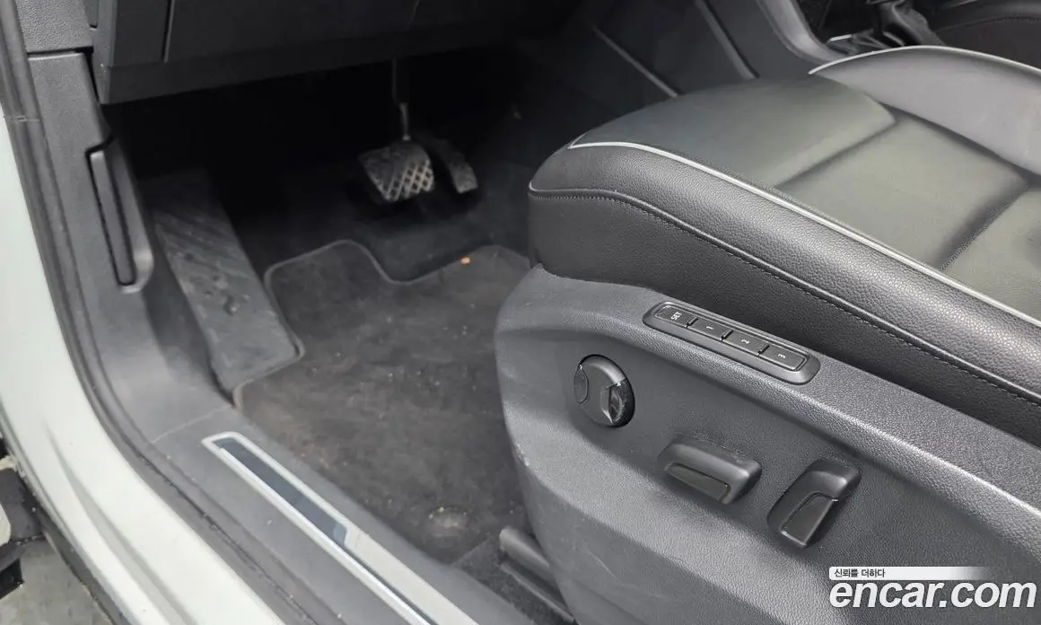 Volkswagen Tiguan 2018 2.0 автомат (гидро), фото 31