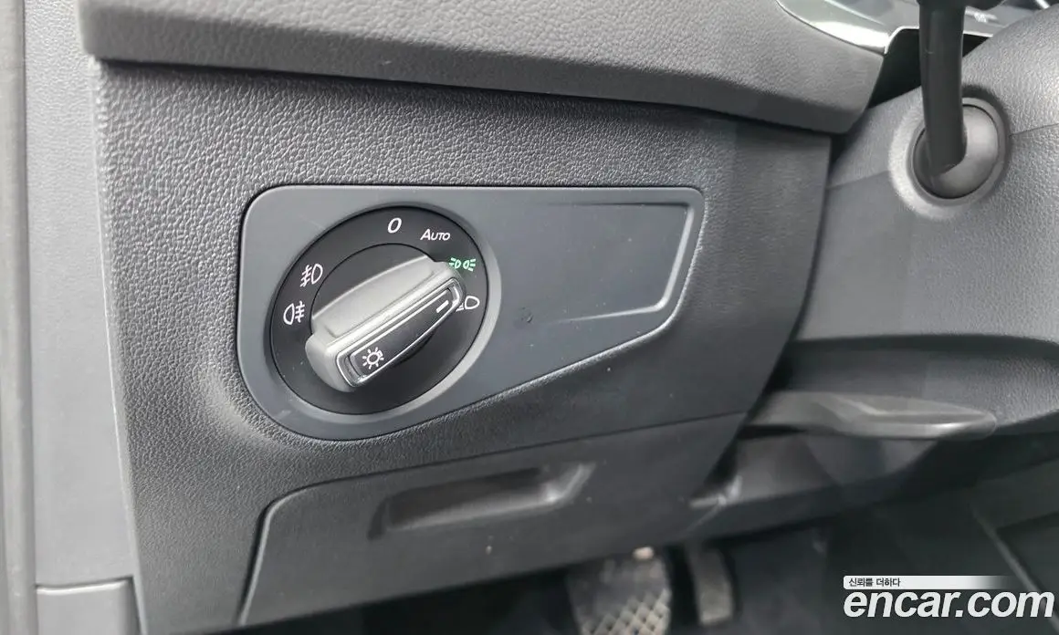 Volkswagen Tiguan 2018 2.0 автомат (гидро), фото 32