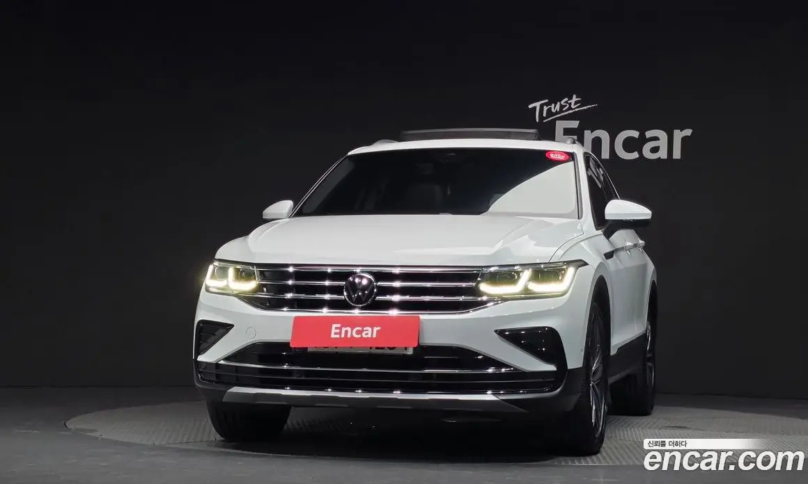Volkswagen Tiguan 2023 2.0 автомат (гидро), фото 3