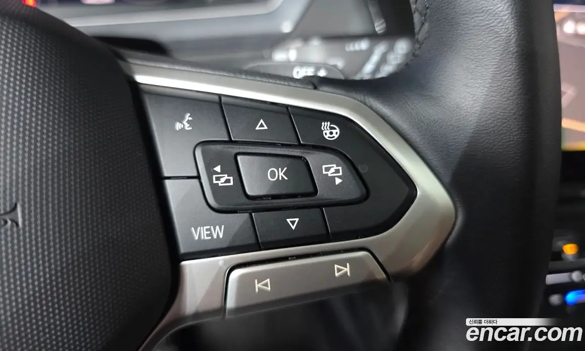 Volkswagen Tiguan 2023 2.0 автомат (гидро), фото 23
