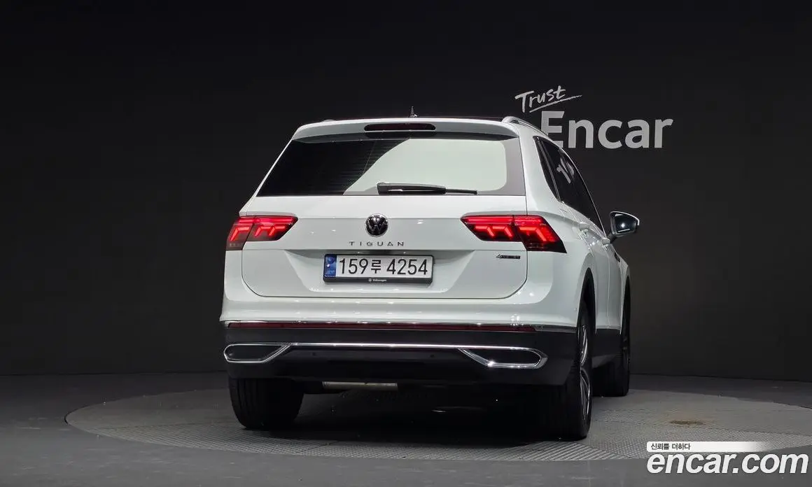 Volkswagen Tiguan 2023 2.0 автомат (гидро), фото 4