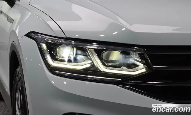 Volkswagen Tiguan 2023 2.0 автомат (гидро), миниатюра 8