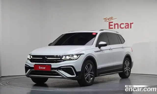 Volkswagen Tiguan, 2023, 43 969 км