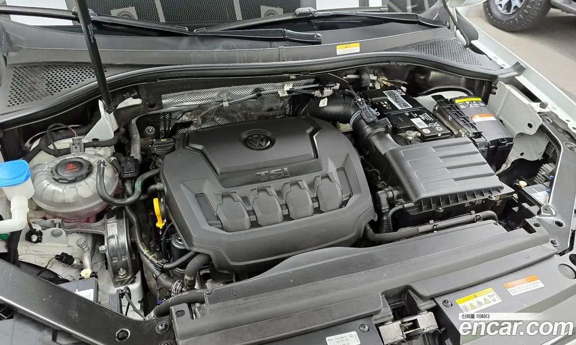 Volkswagen Tiguan 2023 2.0 автомат (гидро), фото 6