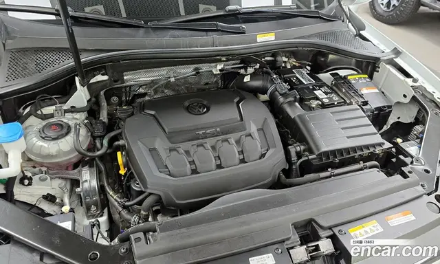 Volkswagen Tiguan 2023 2.0 автомат (гидро), миниатюра 6