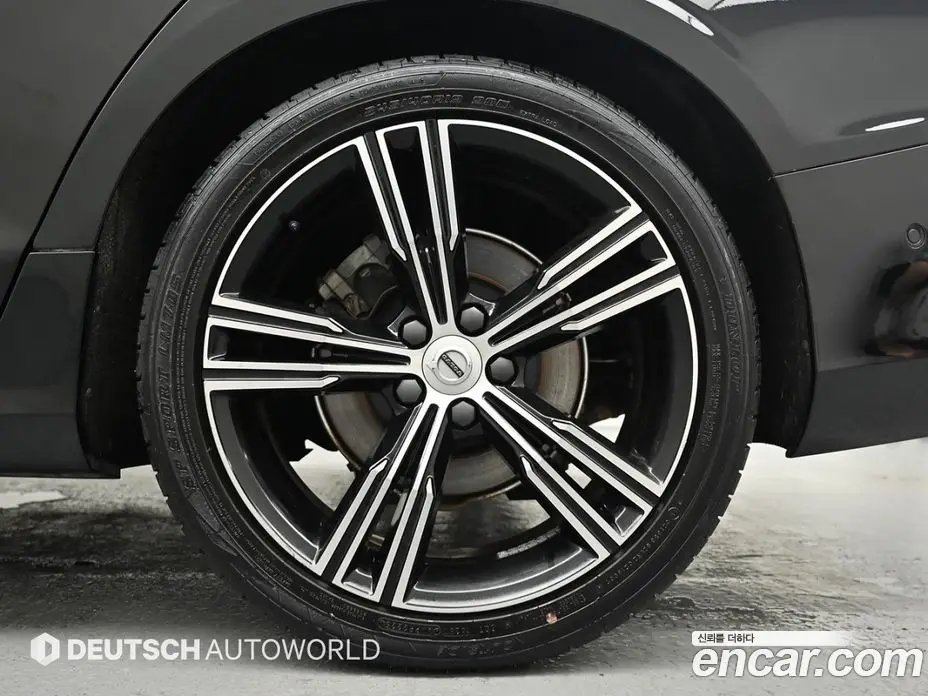 Volvo S60 2019 2.0 автомат (гидро), фото 5