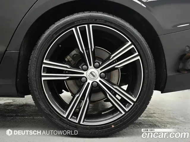 Volvo S60 2019 2.0 автомат (гидро), миниатюра 5