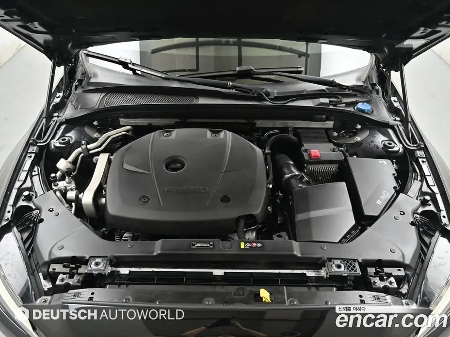 Volvo S60 2019 2.0 автомат (гидро), фото 6