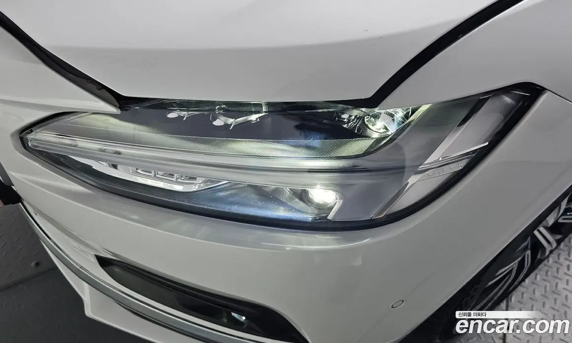 Volvo S90 2023 2.0 автомат (гидро), фото 7