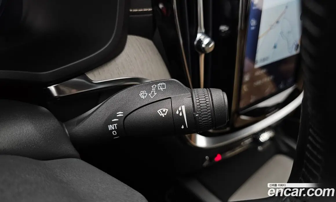 Volvo V60 2019 2.0 автомат (гидро), фото 32