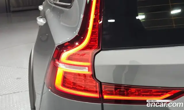 Volvo V60 2019 2.0 автомат (гидро), миниатюра 9