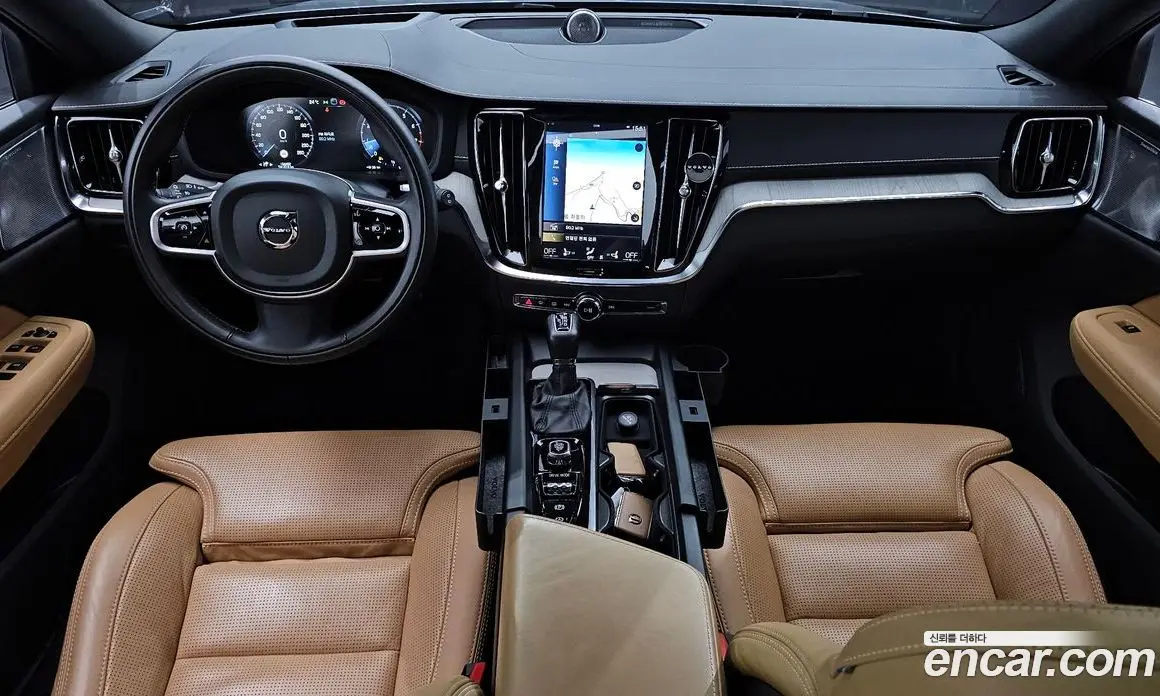Volvo V60 2019 2.0 автомат (гидро), фото 10