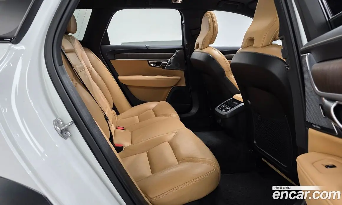 Volvo V90 2021 2.0 автомат (гидро), фото 16