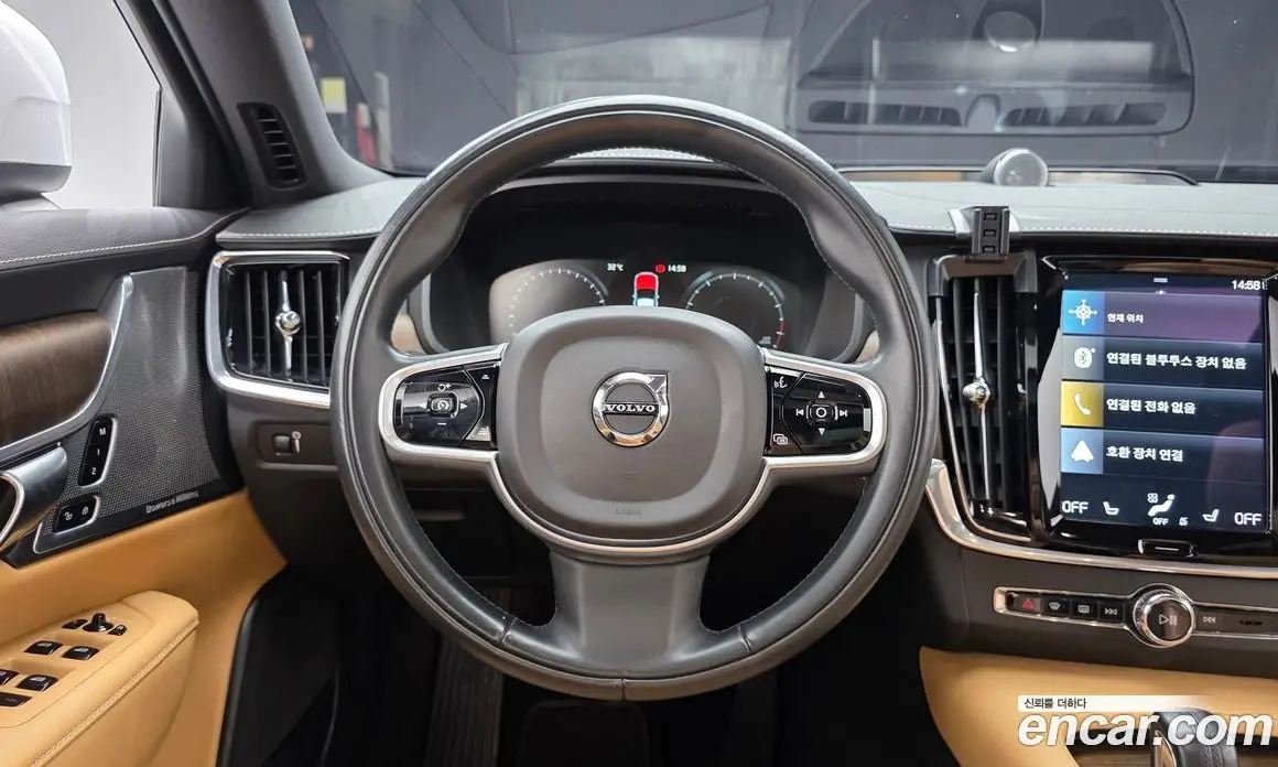Volvo V90 2021 2.0 автомат (гидро), фото 19