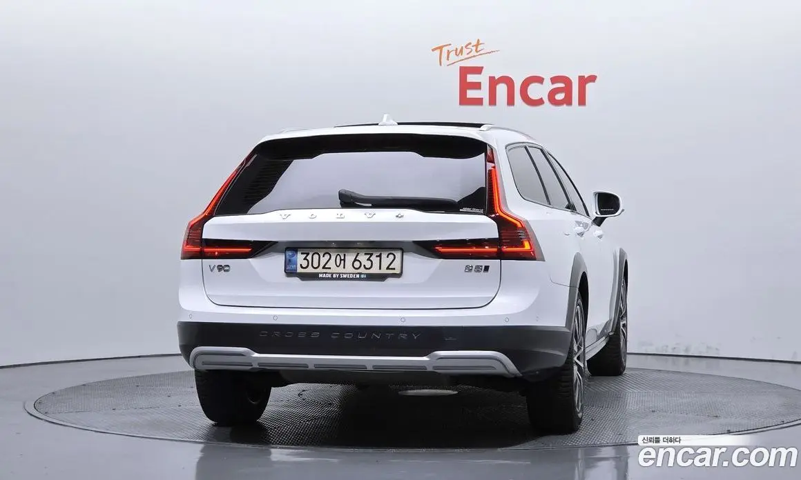 Volvo V90 2021 2.0 автомат (гидро), фото 3