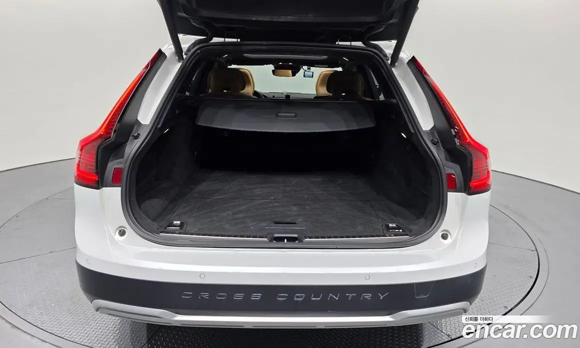 Volvo V90 2021 2.0 автомат (гидро), фото 25
