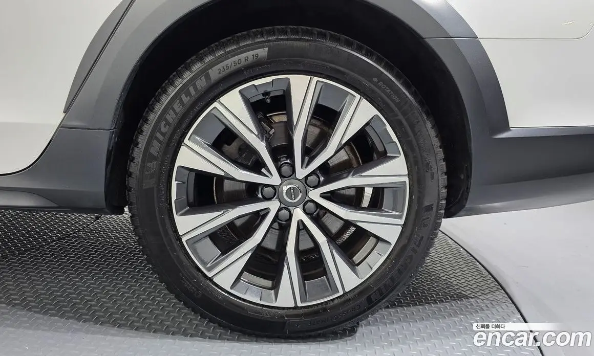 Volvo V90 2021 2.0 автомат (гидро), фото 6