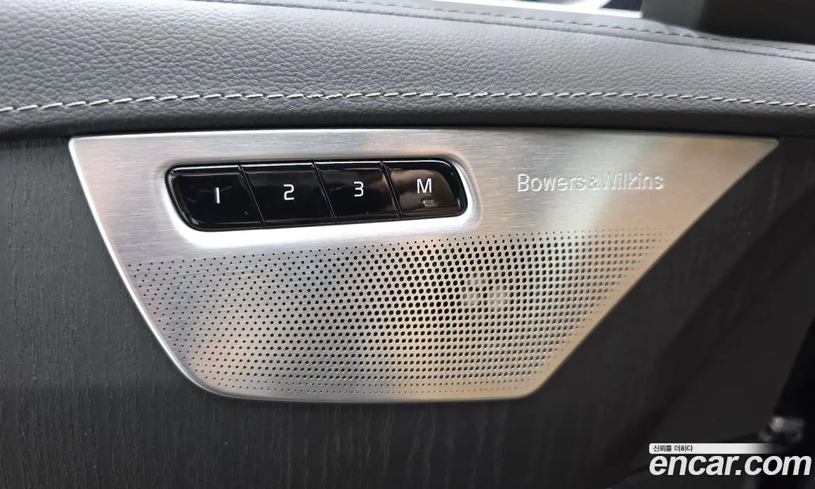Volvo XC90 2024 2.0 автомат (гидро), фото 34