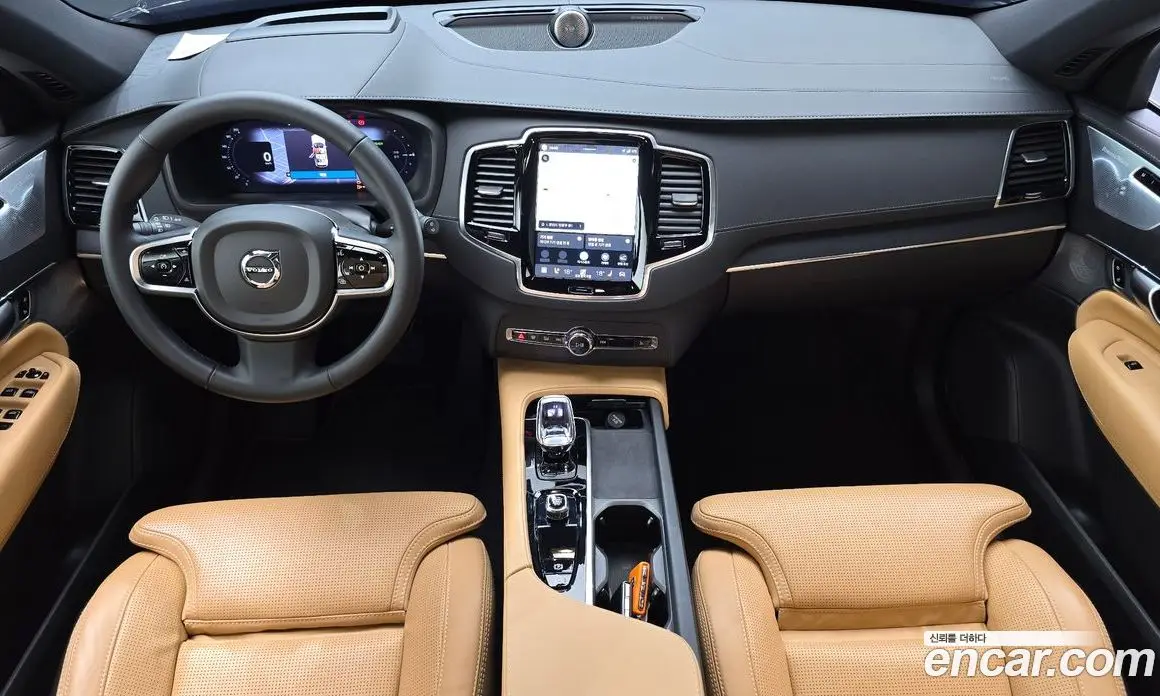 Volvo XC90 2024 2.0 автомат (гидро), фото 10