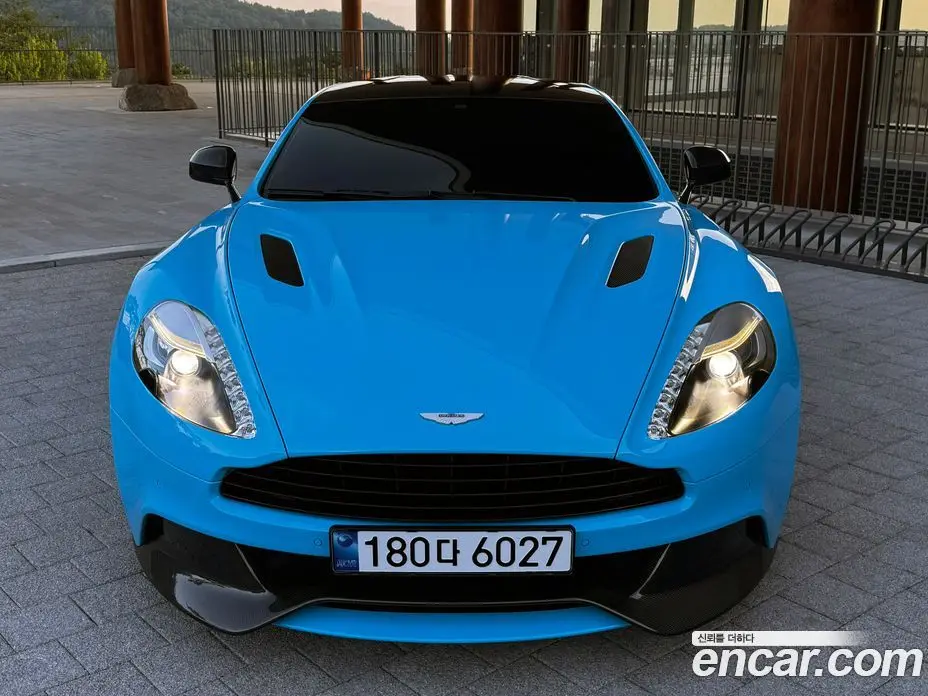 Aston Martin Vanquish 2015 5.9 автомат (гидро), фото 3