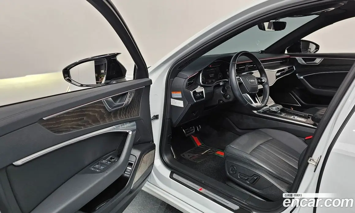 Audi A6 2020 2.0 автомат (гидро), фото 13