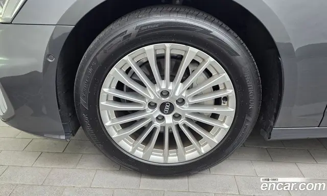 Audi A6 2021 2.0 автомат (гидро), миниатюра 5
