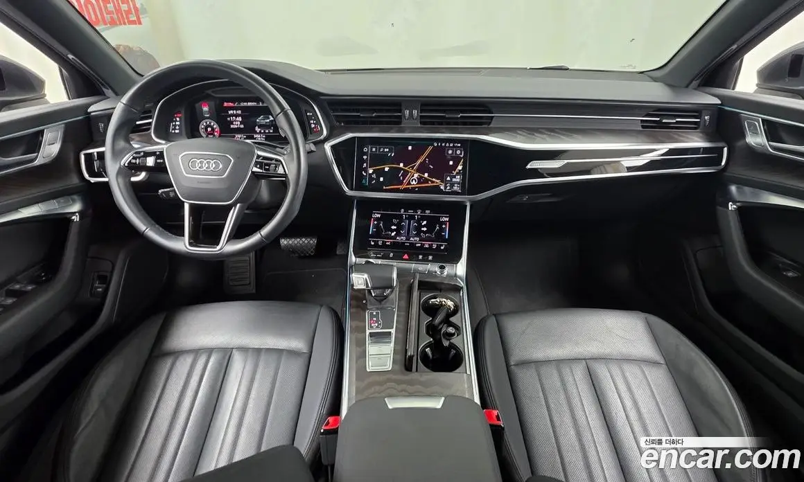 Audi A6 2021 2.0 автомат (гидро), фото 10